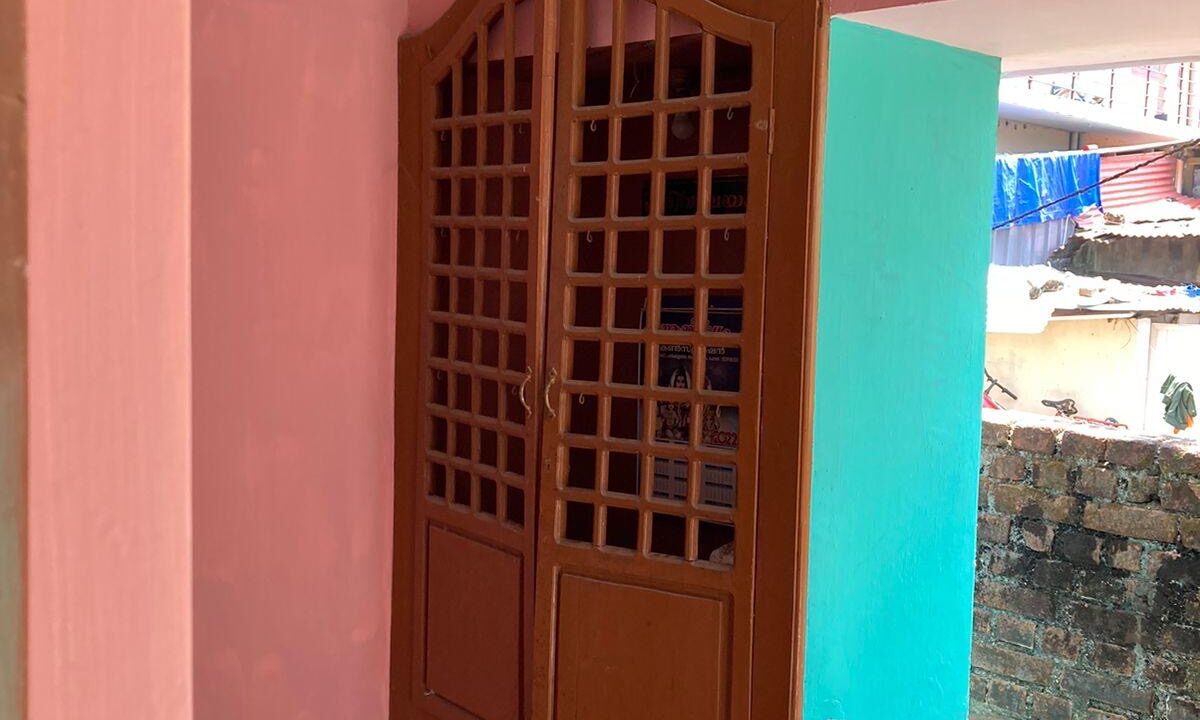 c2e8004d-30e9-46b5-a3c5-c1ad067a191f