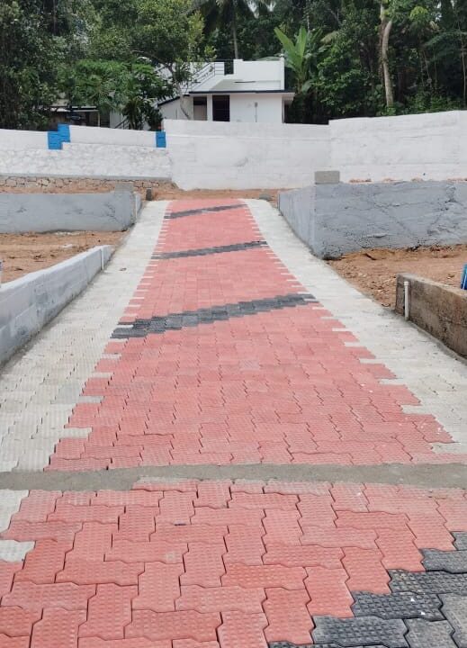 e1eb8742-4195-47f5-9df9-71d226784afe